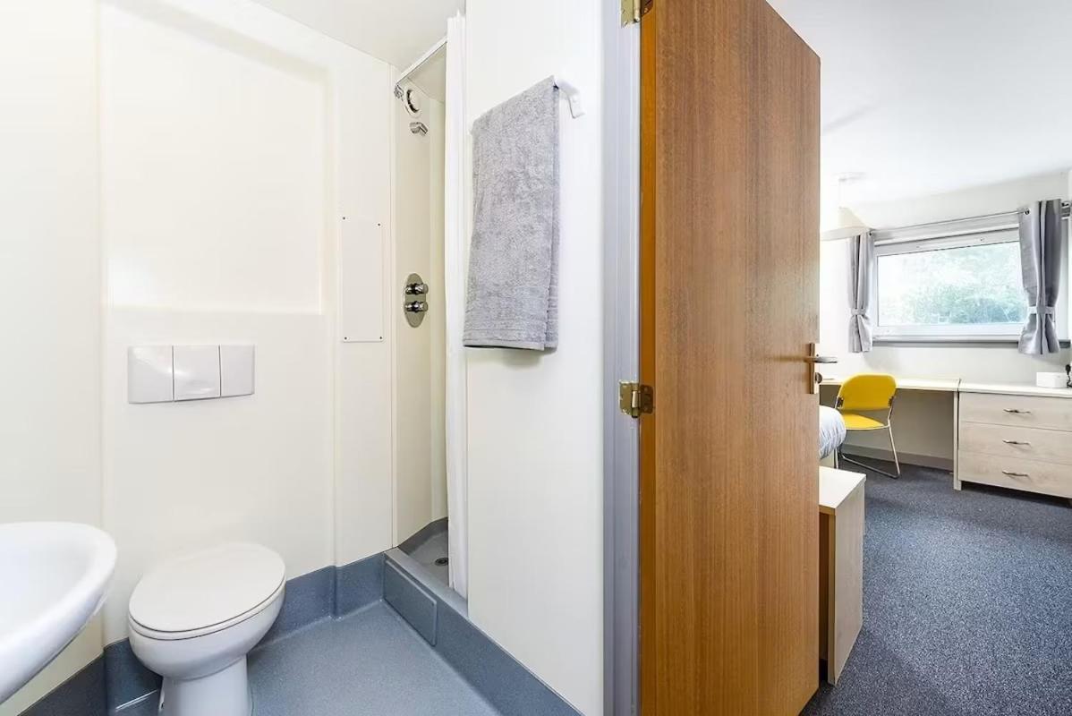 Ensuites At Mealmarket Exchange In * Aberdeen